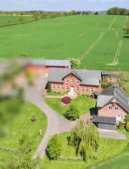 Grandezza und Landleben - Rügge