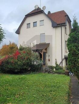 ZENTRAL MIT GROßEM GARTEN & AUSBAUPOTENTIAL - Kirchheim (Teck)