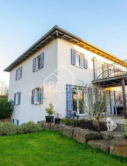 Architektenhaus mit KfW-70-Energieeffizienz und idyllischem Garten - Michelfeld