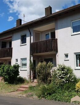 Ein Traum für Familien - Reihenmittelhaus in idyllischer, sonniger Lage mit Garten und Garage - Zellingen - Zellingen
