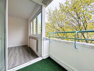 1-Zimmer-WOHNUNG: zuverlässig & langjährig vermietete + BALKON + LIFT + KELLER | in REINICKENDORF - Berlin