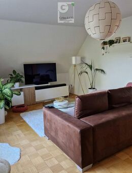 Schöne Dachgeschosswohnung in bester Wohnlage! - Krefeld