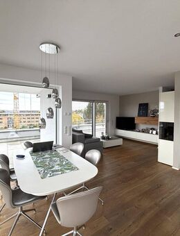 Exklusiv Wohnen: Modernes Penthouse mit 2 Dachterrassen in zentraler Wohnlage mit 2 TGs - Rottweil