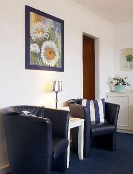 End-Wohnung mit Süd-Loggia und Stellplatz nahe dem Strandübergang ! - Sylt