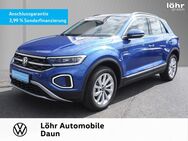 VW T-Roc, 1.0 TSI Style, Jahr 2023 - Daun