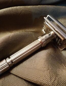 Adjustable Butterfly Rasierer von Gillette - Neuss