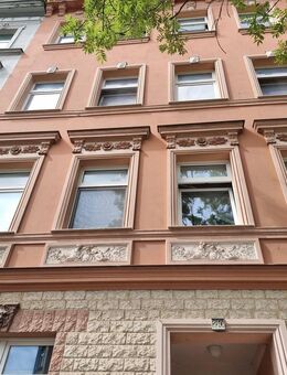 Süße Dachgeschosswohnung mit Kamin zu vermieten ++ Bad mit Wanne und Dusche - Erfurt
