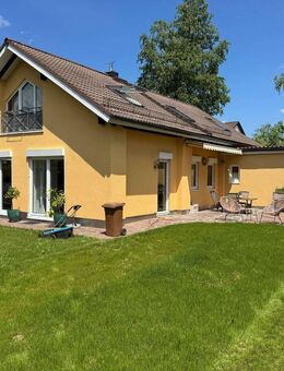 Charmantes Mehrgenerationenhaus mit separatem Büro-/Praxisraum. - Schongau