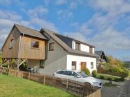 Longkamp: bezugsfertiges 1-2 Familienhaus mit großzügigem Grundstück, Garage und Carport - Longkamp