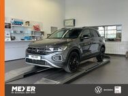 VW T-Roc, 1.5 TSI Black, Jahr 2023 - Tostedt