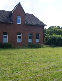 Jetzt zugreifen: Gepflegtes Einfamilienhaus samt Garten in Geestland-Drangstedt - Lintig