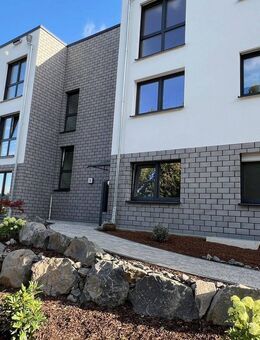Ein echtes Highlight auf dem Wetzlarer Wohnungsmarkt! Moderne, lichtdurchflutete und wirklich großzügige 2 Zimmer-Neu... - Wetzlar