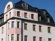 Aussicht inklusive! 3-Zimmer-Wohnung mit Bad und kleinem Balkon - Auerbach (Vogtland)