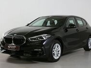 BMW 118, i A Sport Line Hifi Live lus, Jahr 2020 - Paderborn