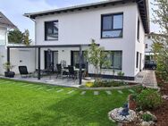 Neuwertige Stadtvilla am Stadtrand nah an der Natur großzügige Raumaufteilung - Rosenheim