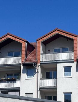 Achtung Anleger !! Kompakte 2-Zimmer-Wohnung in Freital, vermietet, Lift + Tiefgarage, Nähe Helios-Klinik !! - Freital