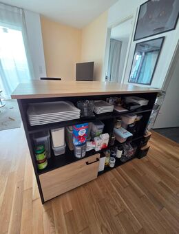 Bartisch mit Hocker set - Wiesbaden Kastel