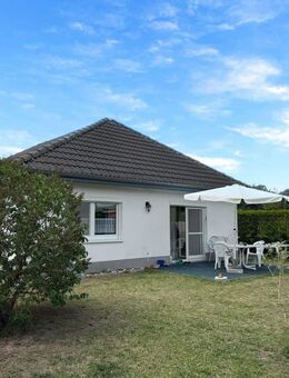 Charmanter Wohnbungalow in ruhiger Lage von Wiek auf Rügen - Wiek