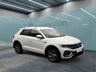 VW T-Roc, 1.0 TSI R-Line TravelAssist, Jahr 2024 - München