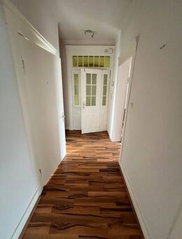 Zentral in Neumünster - geräumige 3 Zimmer Wohnung - Neumünster