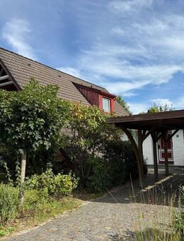 Einfamilienhaus mit großem Grundstück, Kaminofen und Sauna - Otterndorf