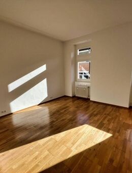 Unabhängigkeit in charmanter Altbauwohnung im Herzen von Waldshut - Waldshut-Tiengen