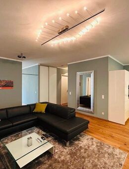 ELVIRA - Schwabing Bestlage, exklusive und möbilierte 4,5-Zimmer-Wohnung mit zwei Balkonen - München