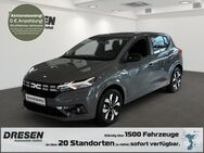 Dacia Sandero, Journey TCe 90, Jahr 2024 - Mönchengladbach