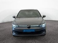 VW Golf VIII Style 1.5 eTSI DSG *AHK*PANO*NAVI*18"* - Marktoberdorf