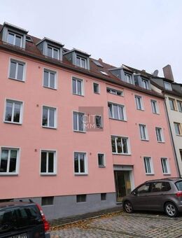 Modernisierte 2-Zimmerwohnung mit Balkon und Einbauküche in ruhiger Altstadtlage - Nürnberg