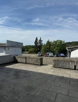 CO-SÜD ** ab sofort ** ca. 85 qm ** 4 ZI ** 3 Parkplätze ** - Coburg