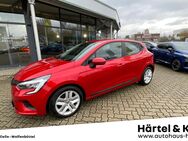 Renault Clio, Zen TCe 90 ALLWETTER, Jahr 2021 - Braunschweig