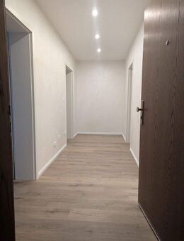 Modernisierte 2-Zimmer Wohnung - Bielefeld