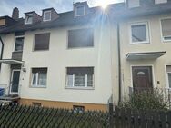 *** Für Kapitalanleger - Kleines Mehrfamilienhaus mit 3 Wohnungen in Schweinau *** - Nürnberg