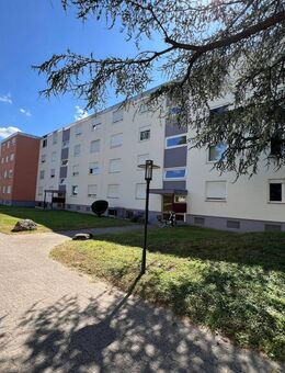 Gepflegte 3-Zimmer-Wohnung + großer Essdiele mit Wohnpotenzial, Loggia und Garage in Rheinfelden! - Rheinfelden (Baden)