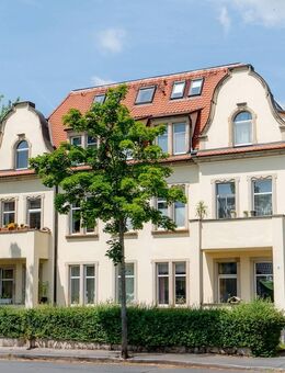 100 % vermietet! Kapitalanlage mit Potential. Gepflegter Altbau mit 9 WE, Balkone, in Dresden-Ost! - Dresden