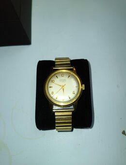 Junghans Trilastig Armbanduhr Top - Neumünster