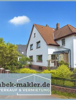 Charmantes Einfamilienhaus mit Einliegerwohnung und Ausbaureserve in Hamburg-Eidelstedt - Hamburg