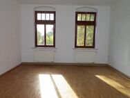 Schöne Wohnung mit Echtholzparkett und Stellplatz - Zwickau