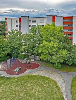 Geschmackvoll, modernisierte 3 Zimmer-Penthouse-Wohnung mit großem Balkon in Süd-/Westausrichtung - Dachau