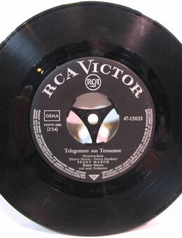 7" Vinyl Schallplatte - Peggy March: Telegra.. aus Tennessee / Der Mond scheint schön - Biebesheim (Rhein)
