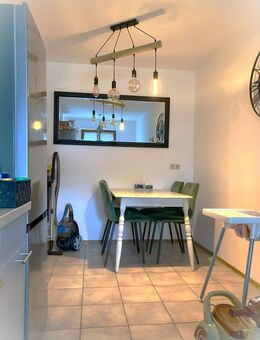 Reihenmittelhaus mit drei abgeschlossenen Wohnungen in zentraler Lage in Moosburg - Moosburg (Isar)