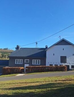 Renoviertes Bauernhaus mit Weidefläche in einem malerischen Dorf in der Nähe von Prüm - Prüm