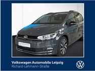 VW Touran, 1.5 l TSI Highline, Jahr 2022 - Leipzig