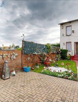 PROVISIONSFREI: Familienfreundliches Einfamilienhaus in Bad Lauchstädt mit Garten und Wintergarten - Bad Lauchstädt (Goethestadt)