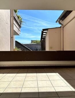 Gelegenheit: Stilvolles Wohnen im Herzen von Wildeshausen! 3 Zimmer Obergeschosswohnung mit brandneuer Küche! - Wildeshausen