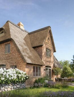 Provisionsfrei: Exklusives Neubau-Einzelhaus mit Ferienvermietungsgenehmigung - Wenningstedt-Braderup (Sylt)