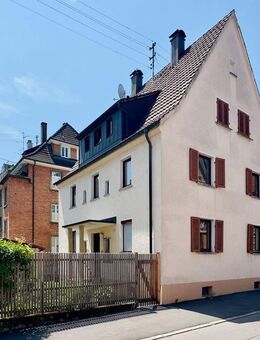 Kapitalanlage - Vermietetes Dreifamilienhaus in begehrter Wohnlage von Friedrichshafen Stadtteil Hofen - Friedrichshafen