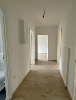 Helle 3-Zimmer-Wohnung mit neuem Bad und Balkon! - Aurich
