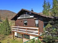 Idyllisches Wochenendhaus – Rückzugsort mit Sauna, Panoramablick und Berggrundstück - Schleusegrund